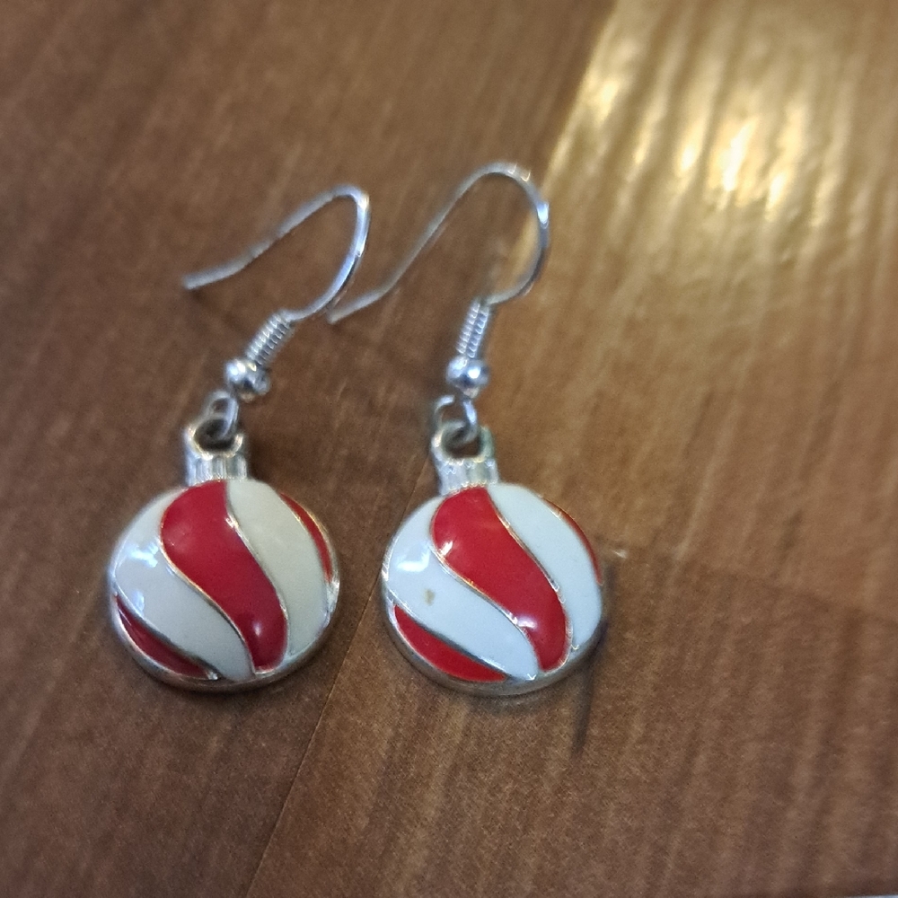 Elegant Red and White Earrings. Holiday. Christmas
